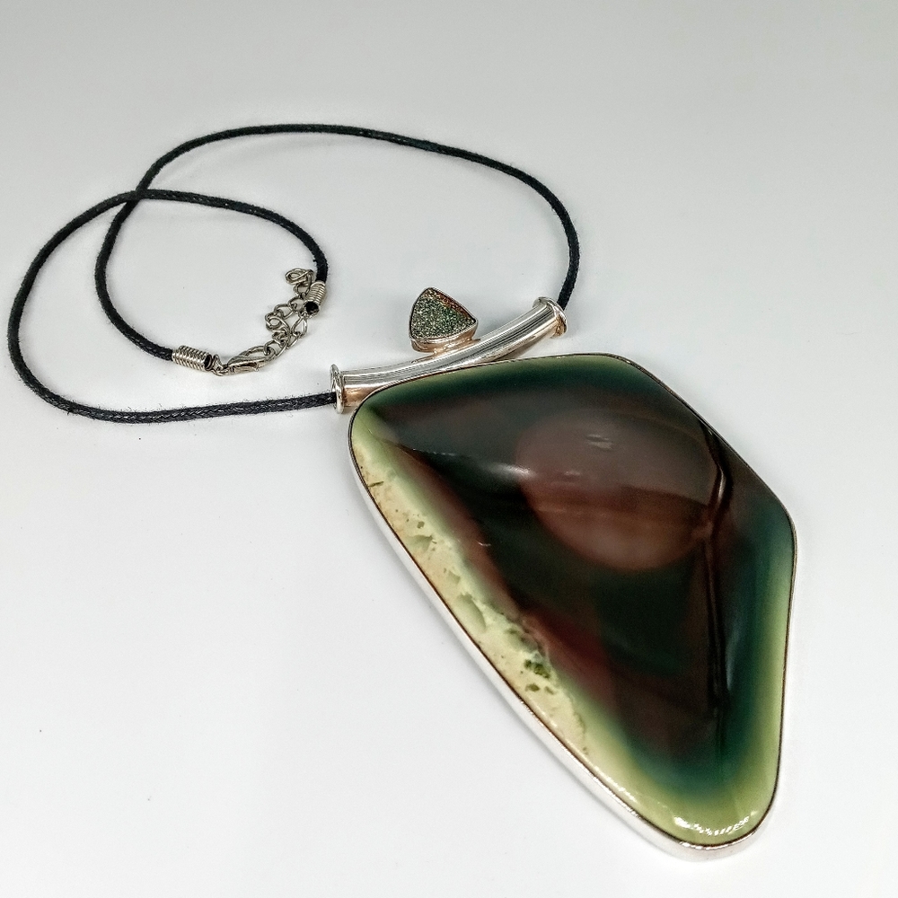 Giant Agate Sterling Silver Pendant Necklace